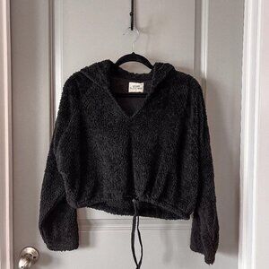 UO Sherpa Cropped Hoodie